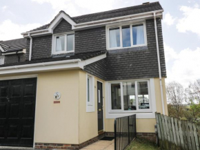 12 Kel Avon, Truro